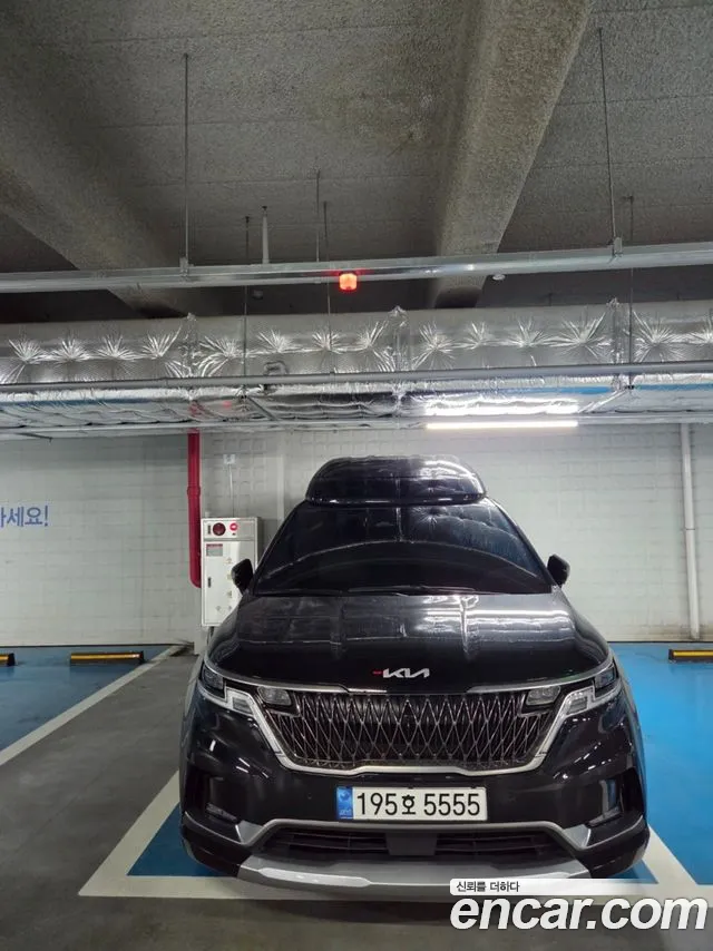 Kia Carnival 4 Gasoline 9 Signature