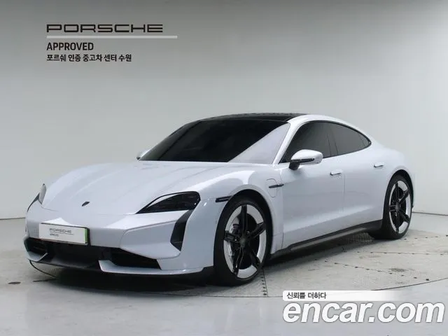 Porsche Taycan Turbo