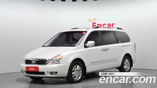 Kia Carnival R Carnival GLX Premium