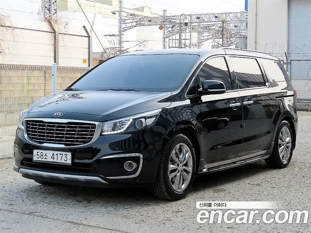 Kia All New Carnival 9 Prestige