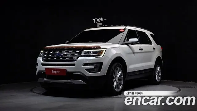 Ford Explorer 2.3 Limited 4WD 5