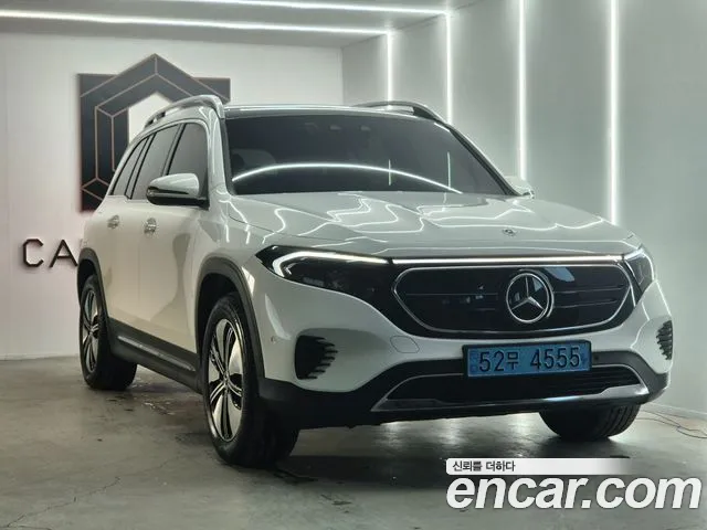 Mercedes-Benz EQB X243 EQB300 4MATIC