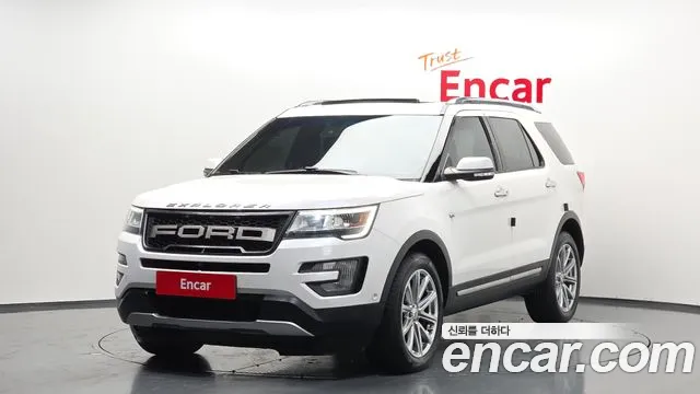 Ford Explorer 2.3 Limited 4WD 5
