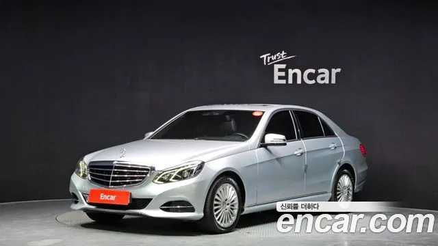 Mercedes-Benz E- W212 E200
