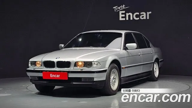 BMW 7 740iL E38