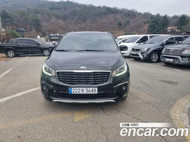 Kia The New Carnival 9 Prestige