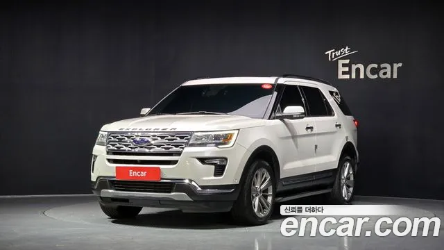 Ford Explorer 2.3 Limited 4WD 5