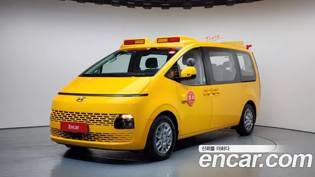 Hyundai Staria L3.5 11