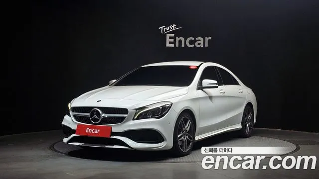 Mercedes-Benz CLA- C117 CLA220 AMG Line