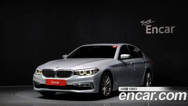 BMW 5 (G30) 520i