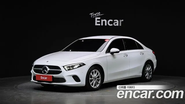 Mercedes-Benz A- W177 A220