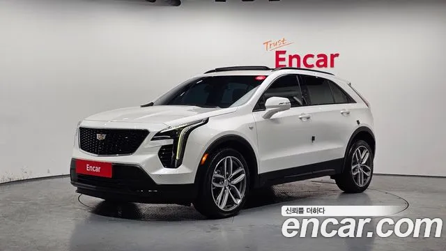 Cadillac XT4 2.0 AWD