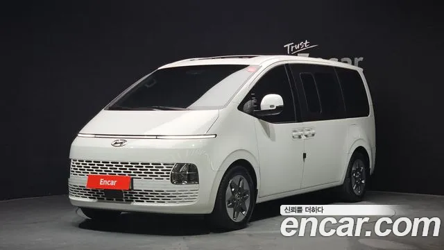 Hyundai Staria 9
