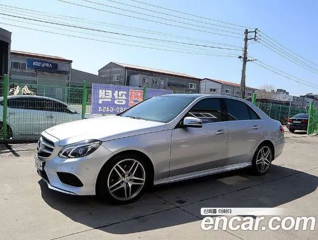Mercedes-Benz E- W212 E350 4MATIC
