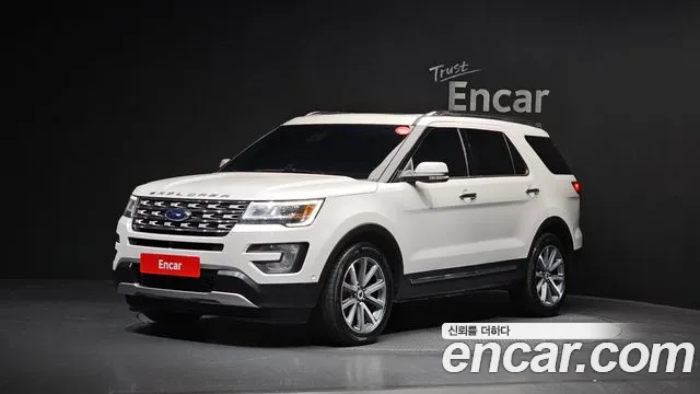 Ford Explorer 2.3 Limited 4WD 5