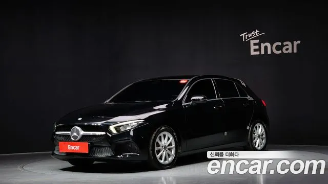 Mercedes-Benz A- W177 A220