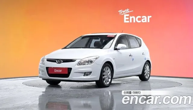Hyundai i30 1.6 VVT Base