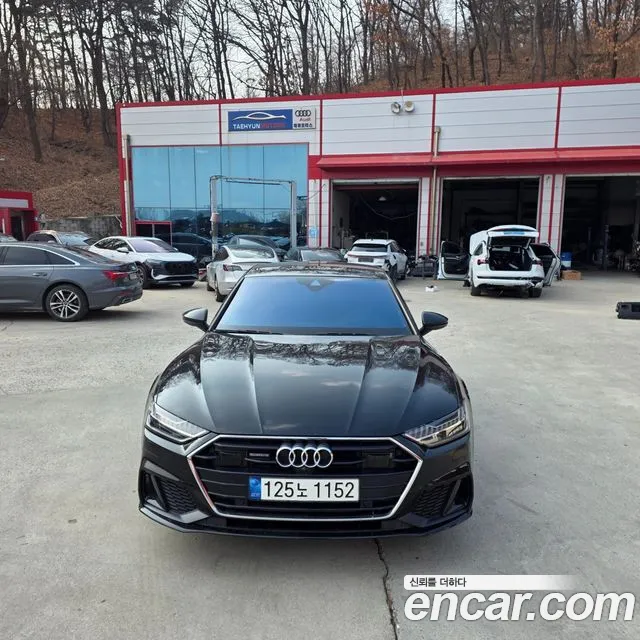 Audi A7 (4K) 55 TFSI Premium