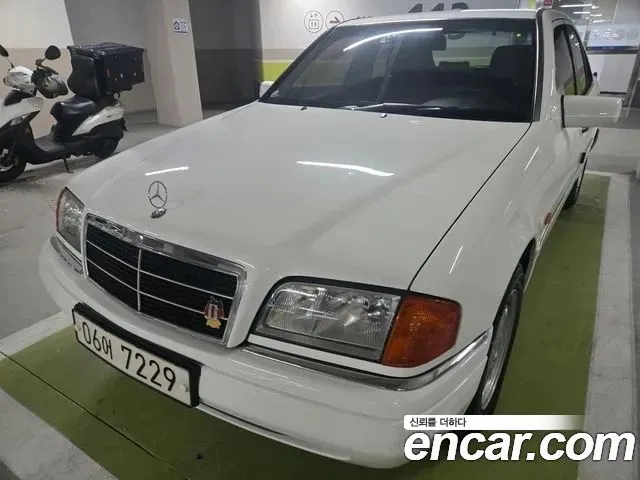 Mercedes-Benz C- C230 W202