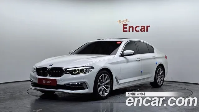 BMW 5 (G30) 520i