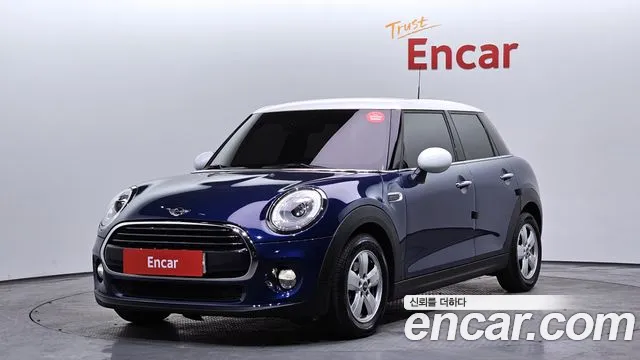 MINI Cooper 5 Base 3