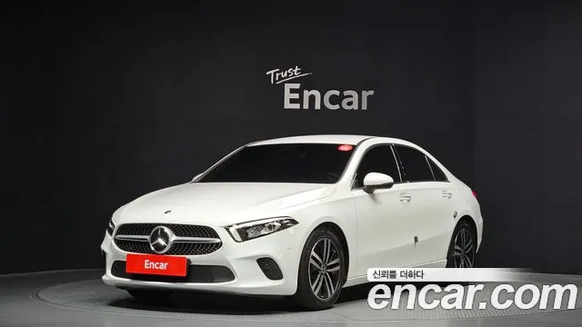 Mercedes-Benz A- W177 A220