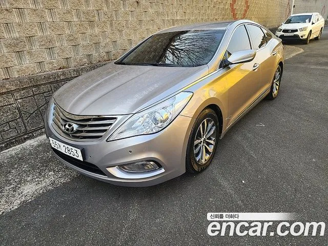 Hyundai Grandeur HG HG240