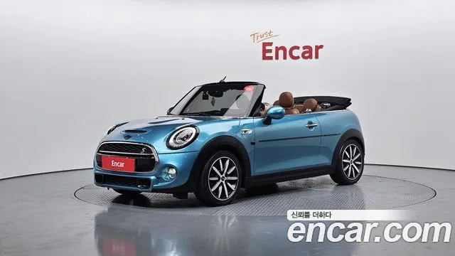 MINI Cooper S Base 3