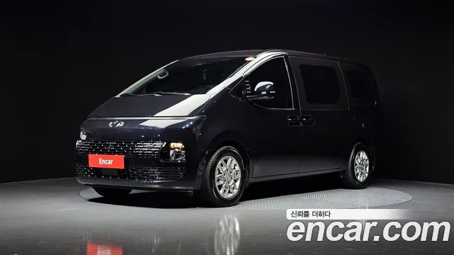 Hyundai Staria 3