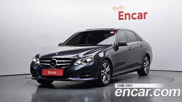 Mercedes-Benz E- W212 E220