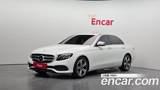 Mercedes-Benz E- W213 E300 4MATIC