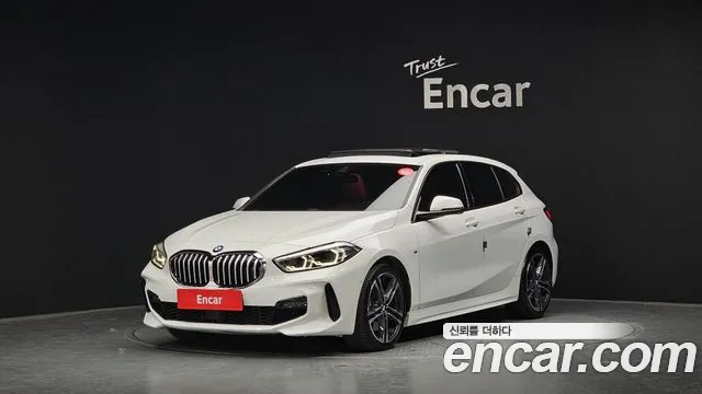 BMW 1 (F40) 120i M