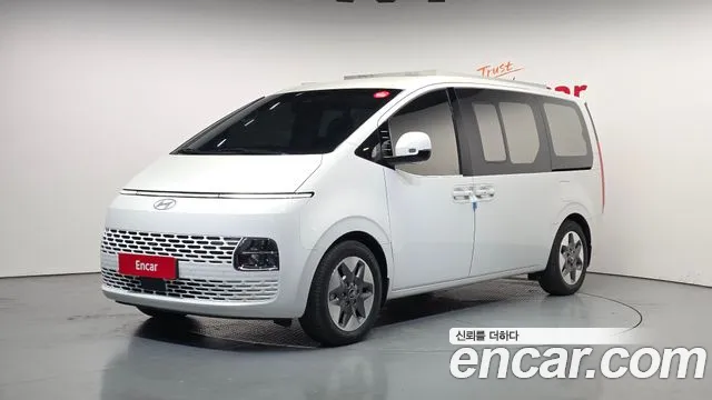 Hyundai Staria L3.5 9