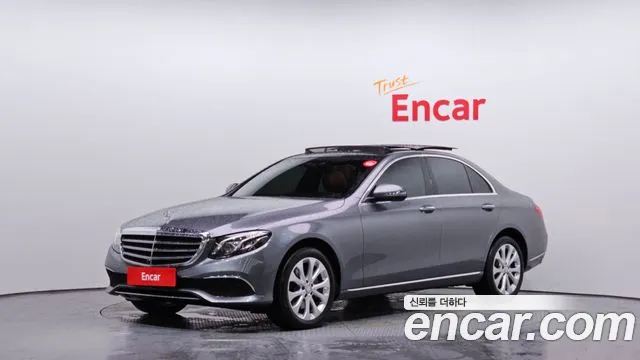 Mercedes-Benz E- W213 E300 4MATIC Exclusive