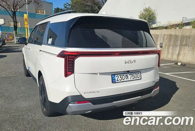 Kia The New Carnival 4 HEV 9 Prestige