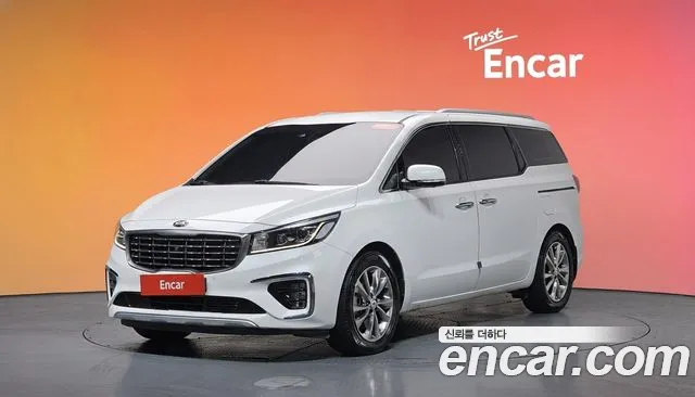 Kia The New Carnival 9 Noblesse