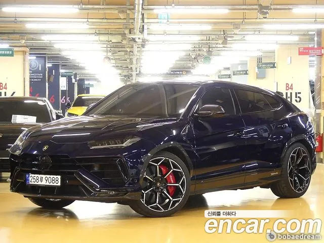 Lamborghini 4.0 V8