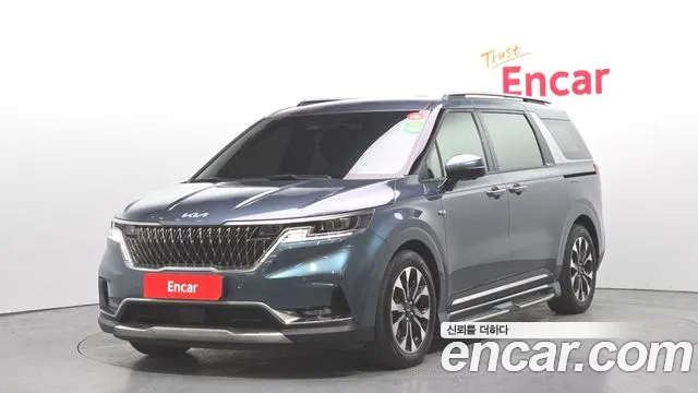 Kia Carnival 4 Gasoline 7 Noblesse