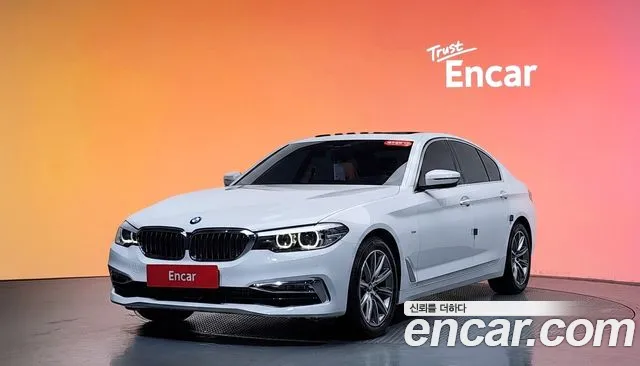 BMW 5 (G30) 520i