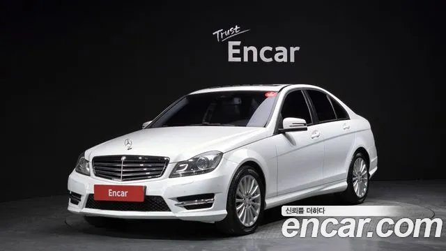Mercedes-Benz C- W204 C200 CGI
