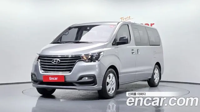 Hyundai The New Grand Starex 11