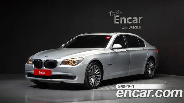 BMW 7 (F01) 750Li