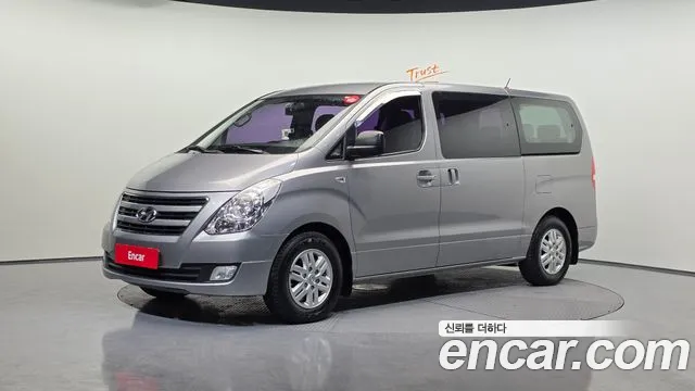 Hyundai Grand Starex 12