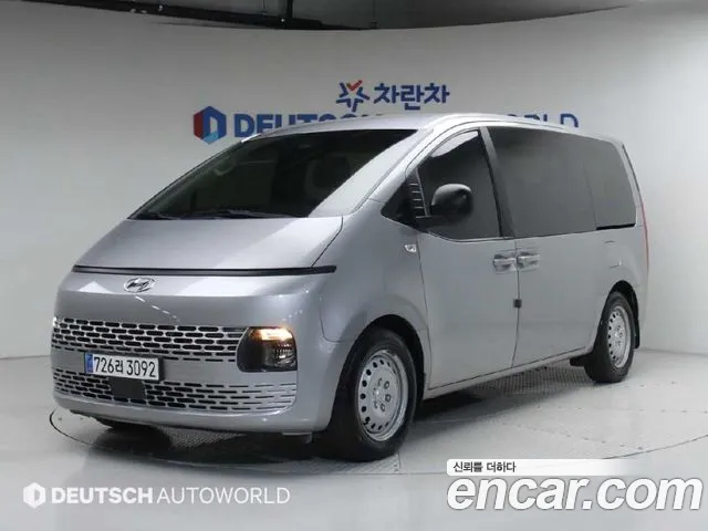 Hyundai Staria 4WD 11