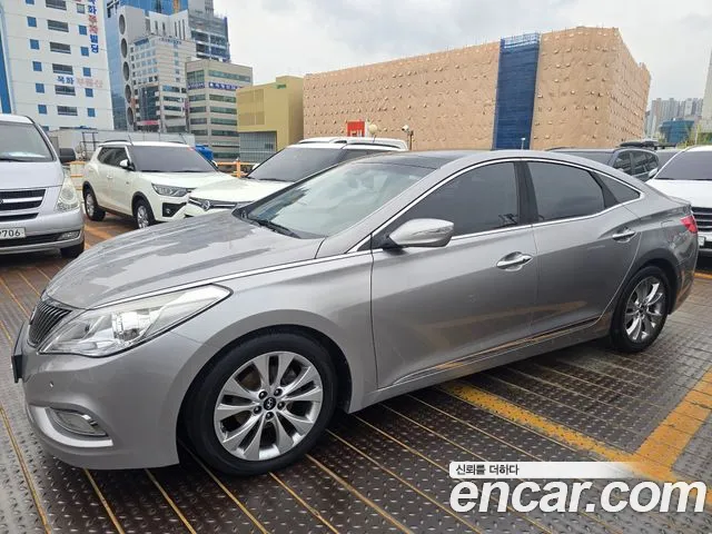 Hyundai Grandeur HG HG300