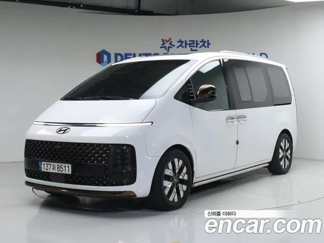 Hyundai Staria 4WD 9 Inspiration
