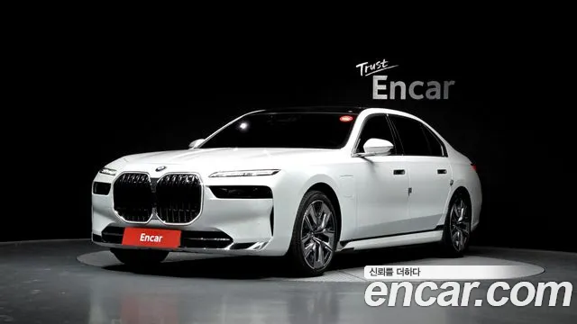BMW 7 (G70) 750e xDrive