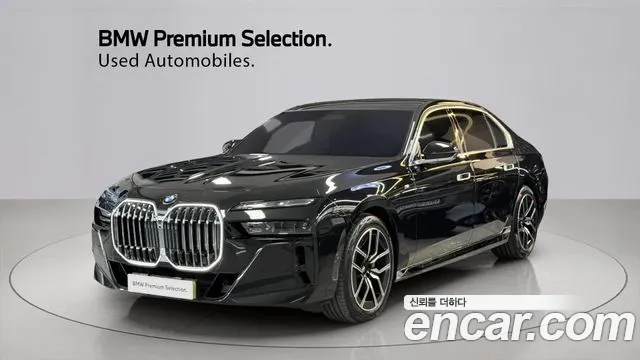 BMW 7 (G70) 740i xDrive M