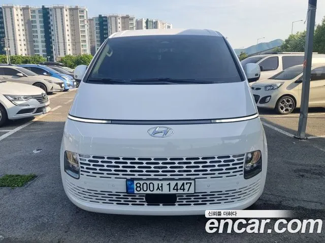Hyundai Staria 5