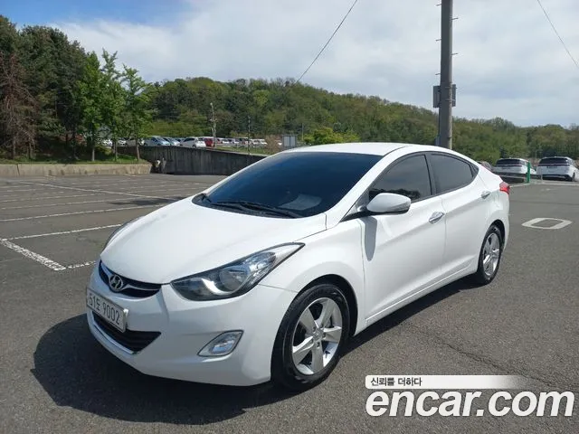 Hyundai Avante MD M16 GDI